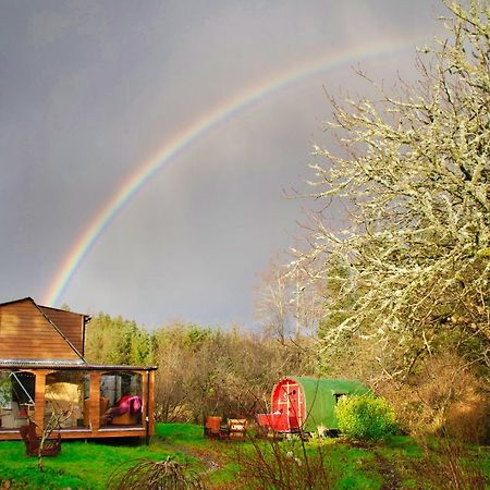 Hotel The Wonderly Wagon Fintown Esterno foto